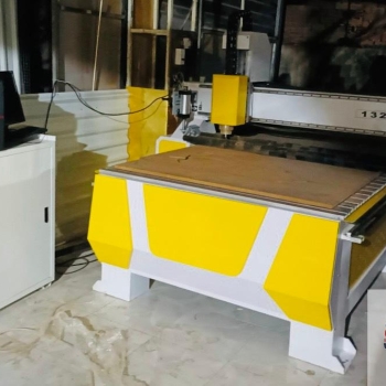 Máy cắt CNC 1325  một  đầu cắt