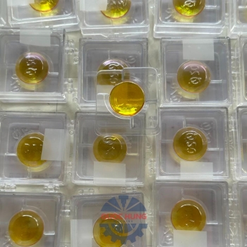 Thấu kính hội tụ laser